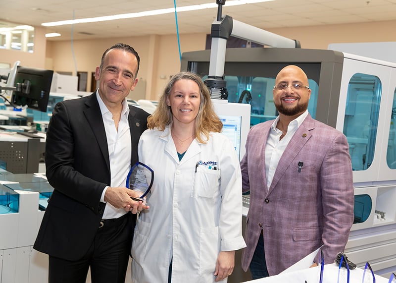 Left to right: Ernesto Lopez (Founder Empresas Arias), Christine Edwards (Access Medical Labs LCMS Manager), Adam El-Hosseiny  (COO of Access Medical Labs)